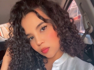 Sexo por webcam con Luna_Monroe