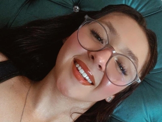 Sexo por webcam con Lunaaayeicoc