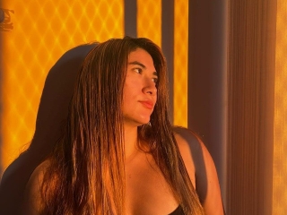 Webcam sex with Lunaarivas