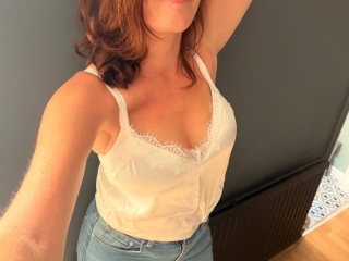 Webcam sex with Lunabellexx