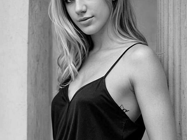 Perfil con Lunablond - Imagen  n°49