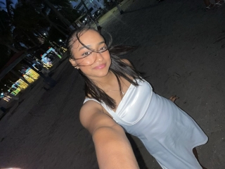 Sexo por webcam con Lunacet