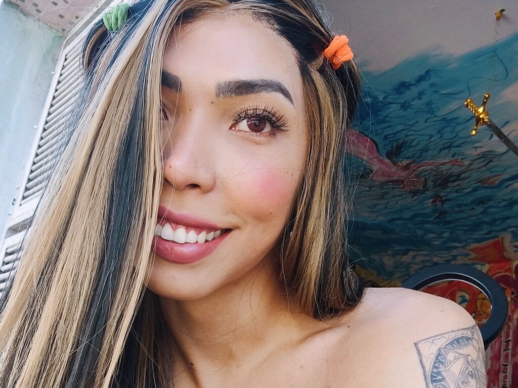 Perfil con LunaRodrigues - Imagen  n°1