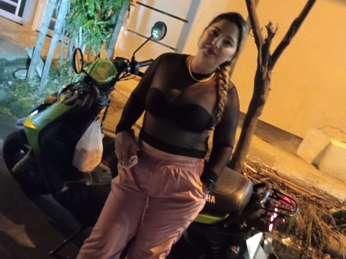 Lunarosesmilf's profile - Image n°0