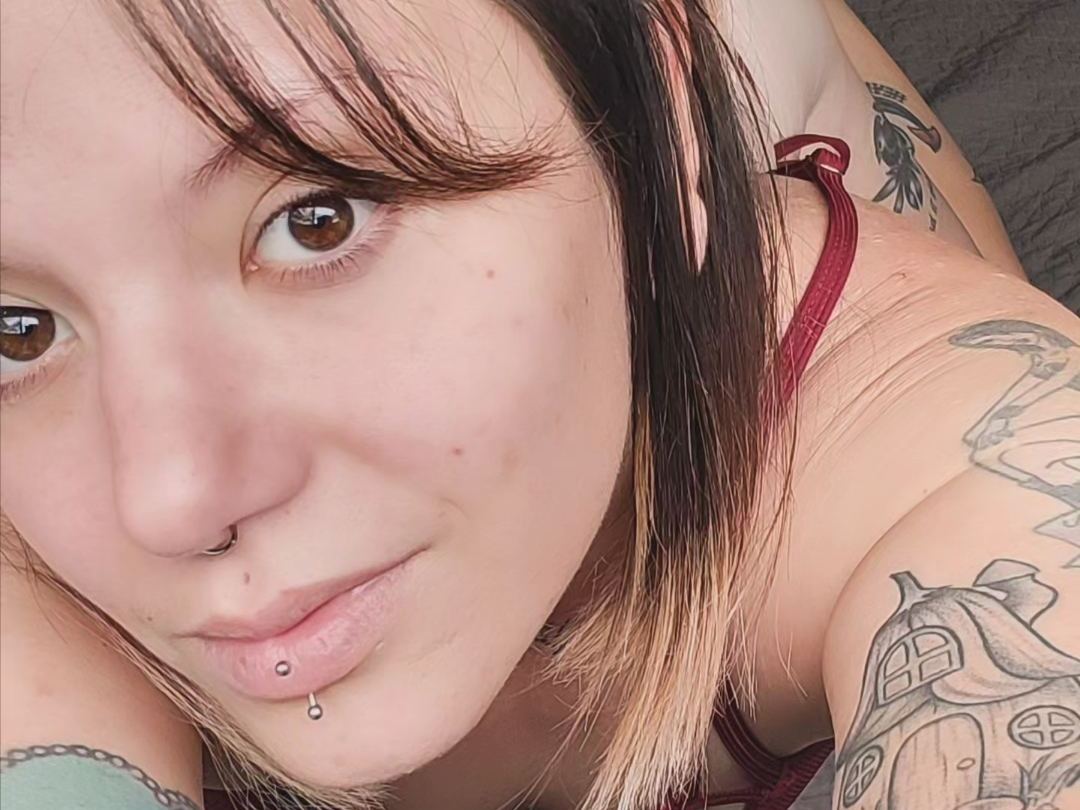 Lunavioletxo's profile - Image n°0