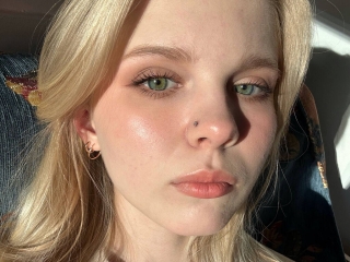 Sexo por webcam con Lurlinepouliot