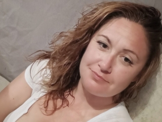 Sexcam Live Show von Lusciouslegs