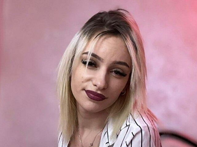 Profil de Lustyrosee - Photo n°0