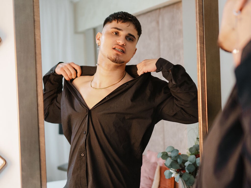 Profil de Lutherareola - Photo n°0