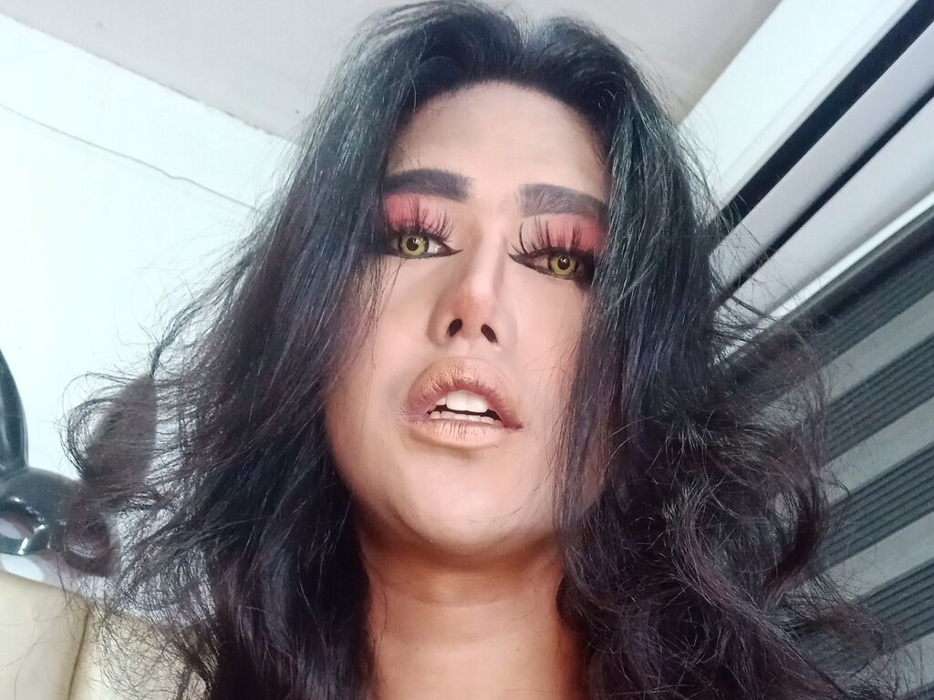 Luxianarollens's profile - Image n°7