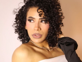 Webcam sex met Lyadumont