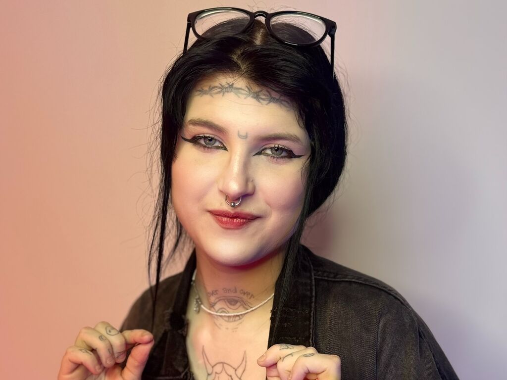 Lynalvey's profile - Image n°0