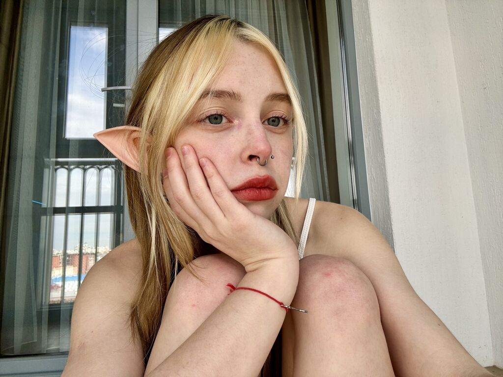 Lynetdaines's profile - Image n°1