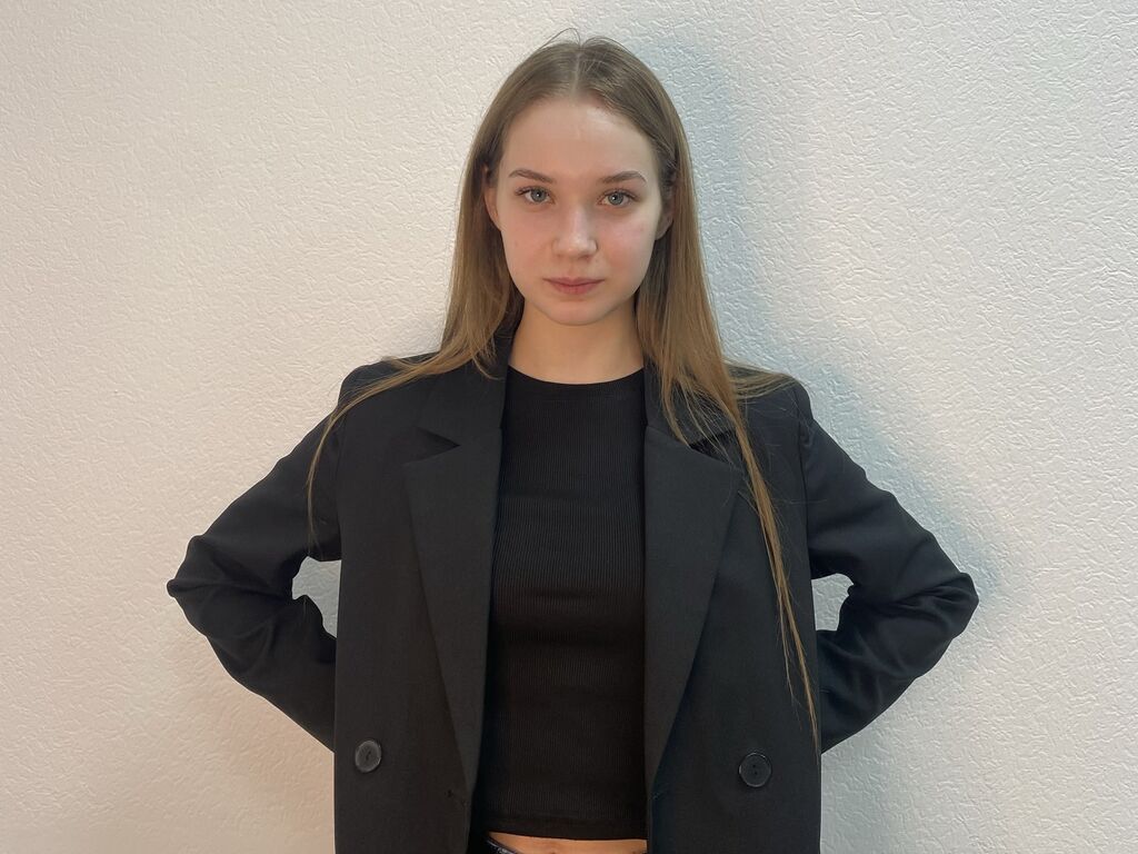 Lynettebritt's profile - Image n°0