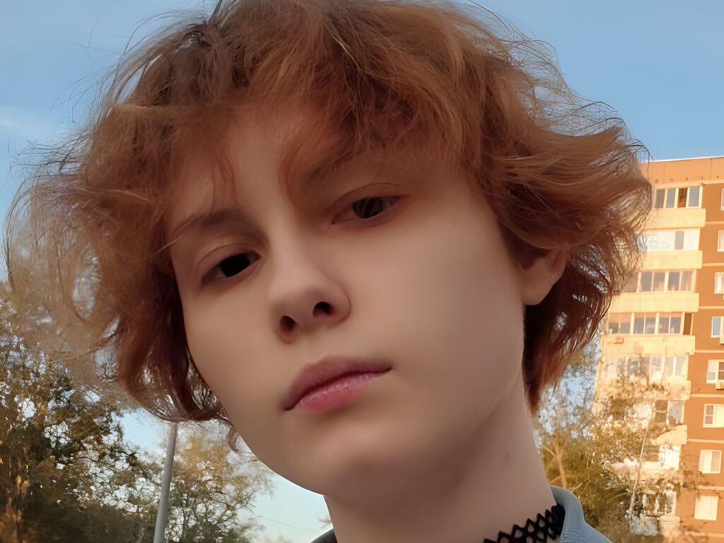 Lynettebrougham's profile - Image n°0