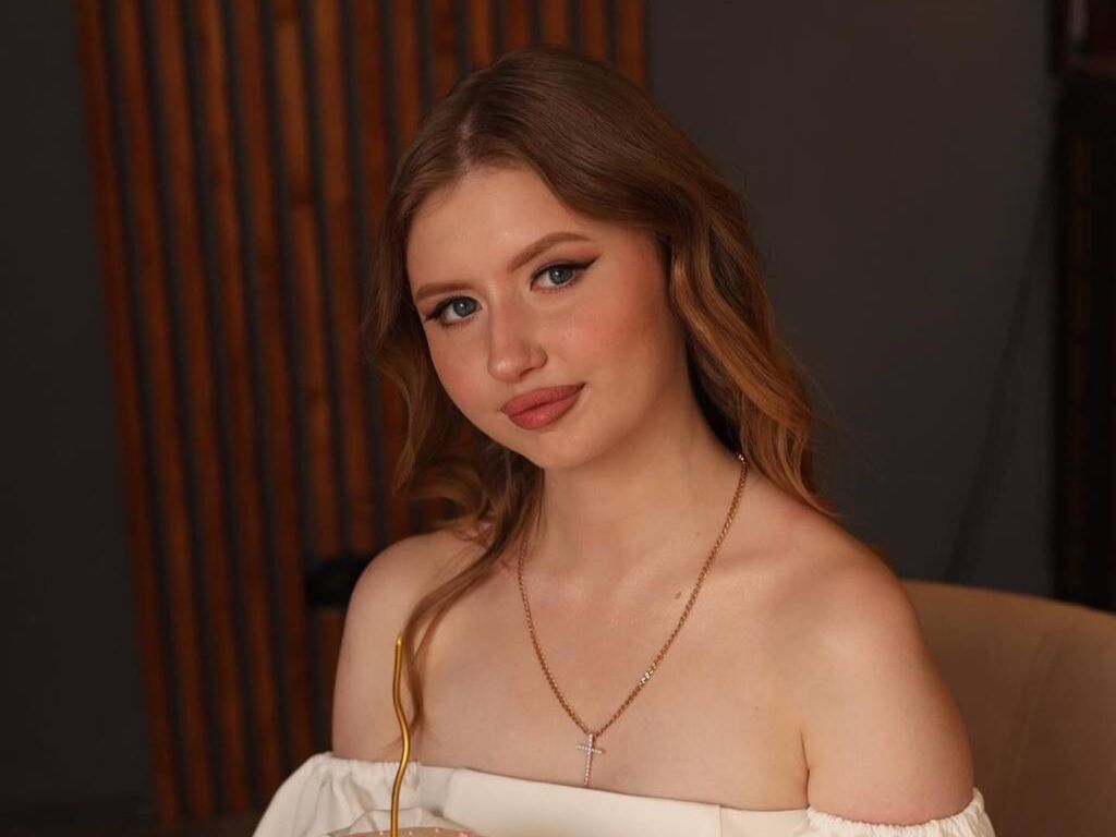 Lyneyre's profile - Image n°0