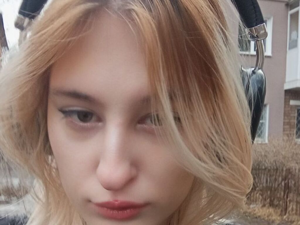 Lynnabench's profile - Image n°0