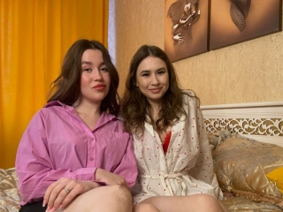 Lynneandodelyna's Sexcam