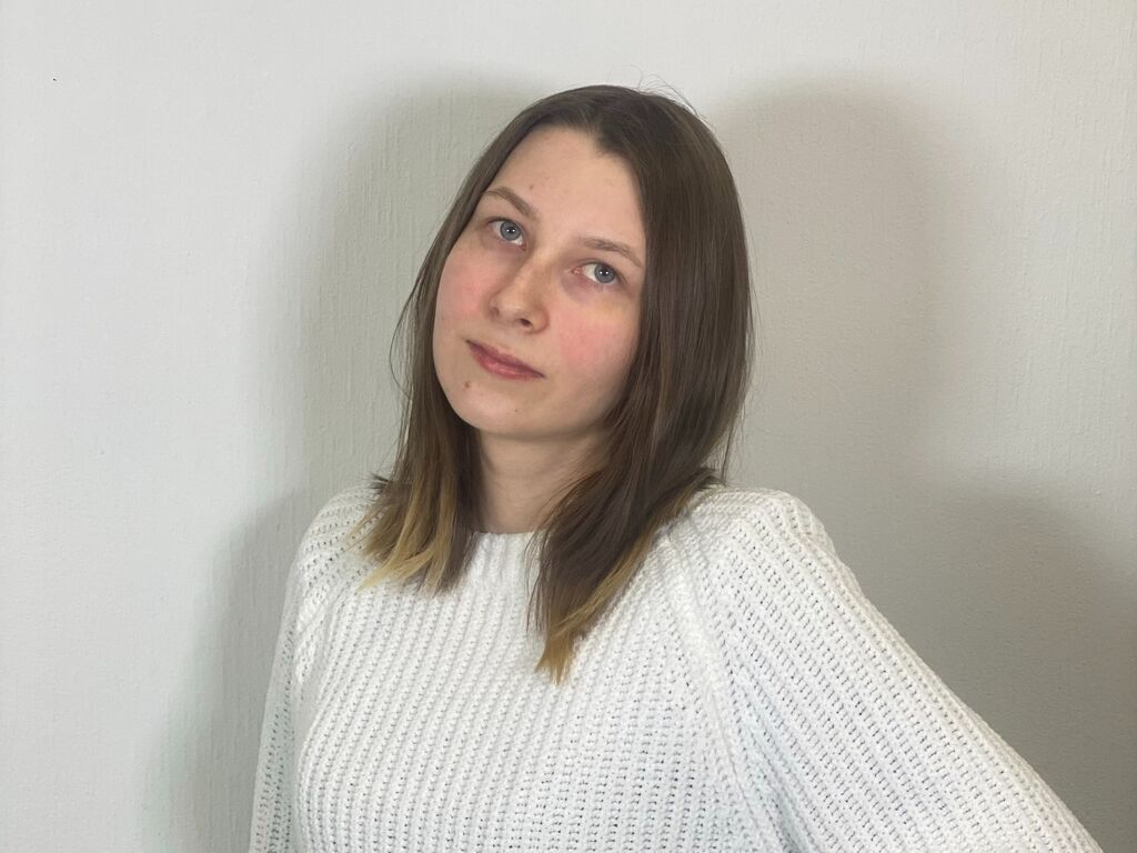 Lynneclack's profile - Image n°0