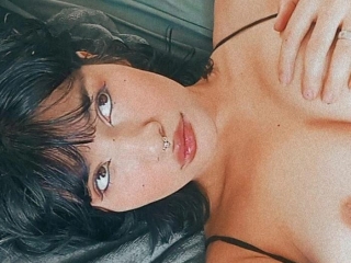 Lyzamy_Liz's Sexcam