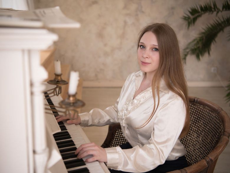 MargoBaker's profile - Image n°0