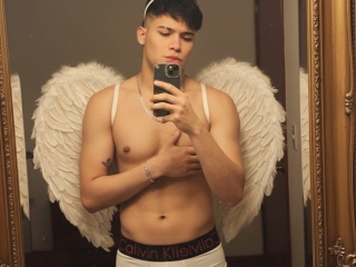 Sexo por webcam con Macimiliano25