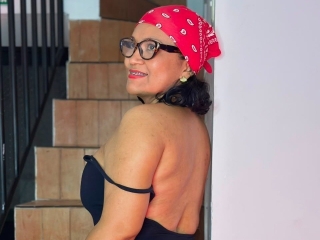 Webcam sex met Madam_Rose
