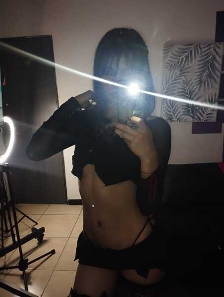 Profil de Madamedamn - Photo n°2