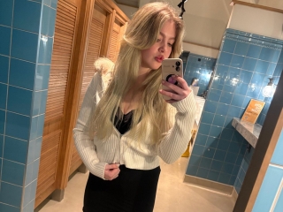 Webcam sex with Maddy_Maexx
