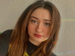 Webcam sex with Maddymartinez
