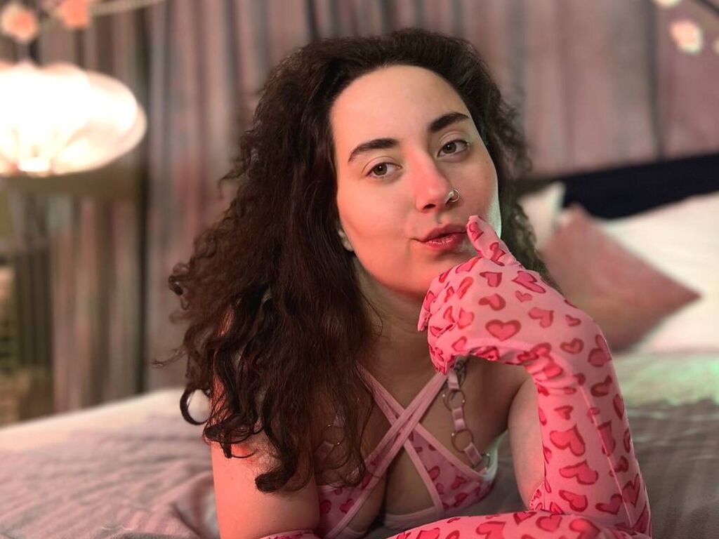 Madelinebell's profile - Image n°0