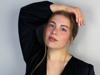 Webcam sex with Madelinevoss