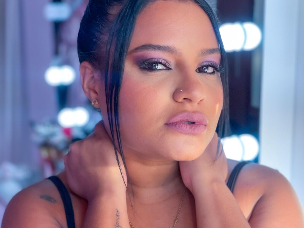 Madelynegomez's profile - Image n°0