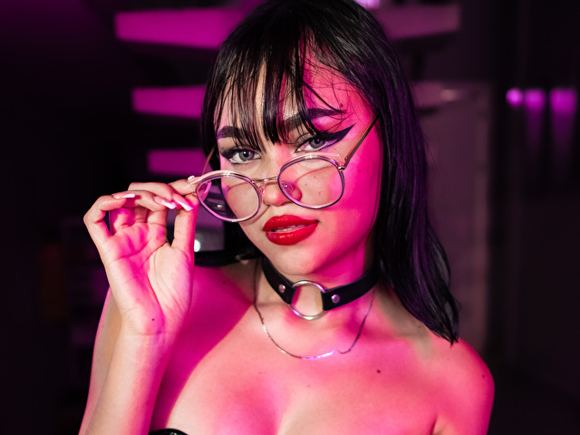 Madiesympson's profile - Image n°2