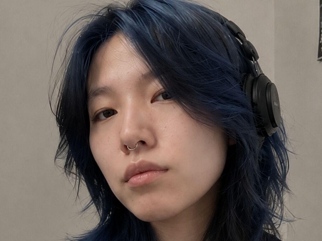 Perfil con Madokabaio - Imagen  n°0