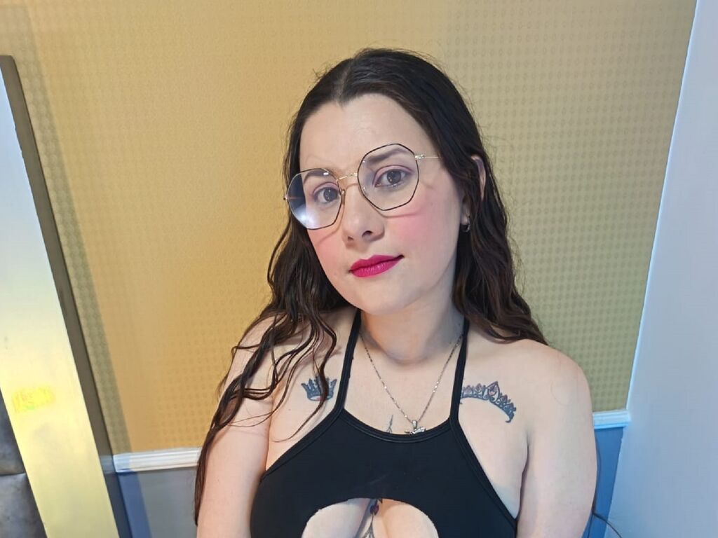 Madymolet's profile - Image n°1