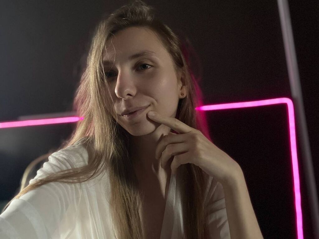 Maecarl's profile - Image n°1