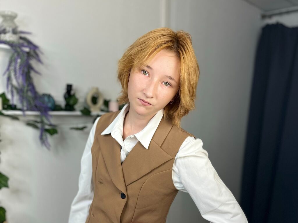 Maecurson's profile - Image n°0