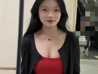 Webcam sex with Maggieeileen