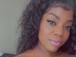 Mahoganywaterss's Sexcam