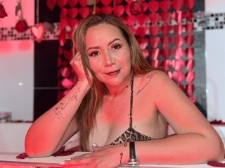 Sexo por webcam con Maissaluvv