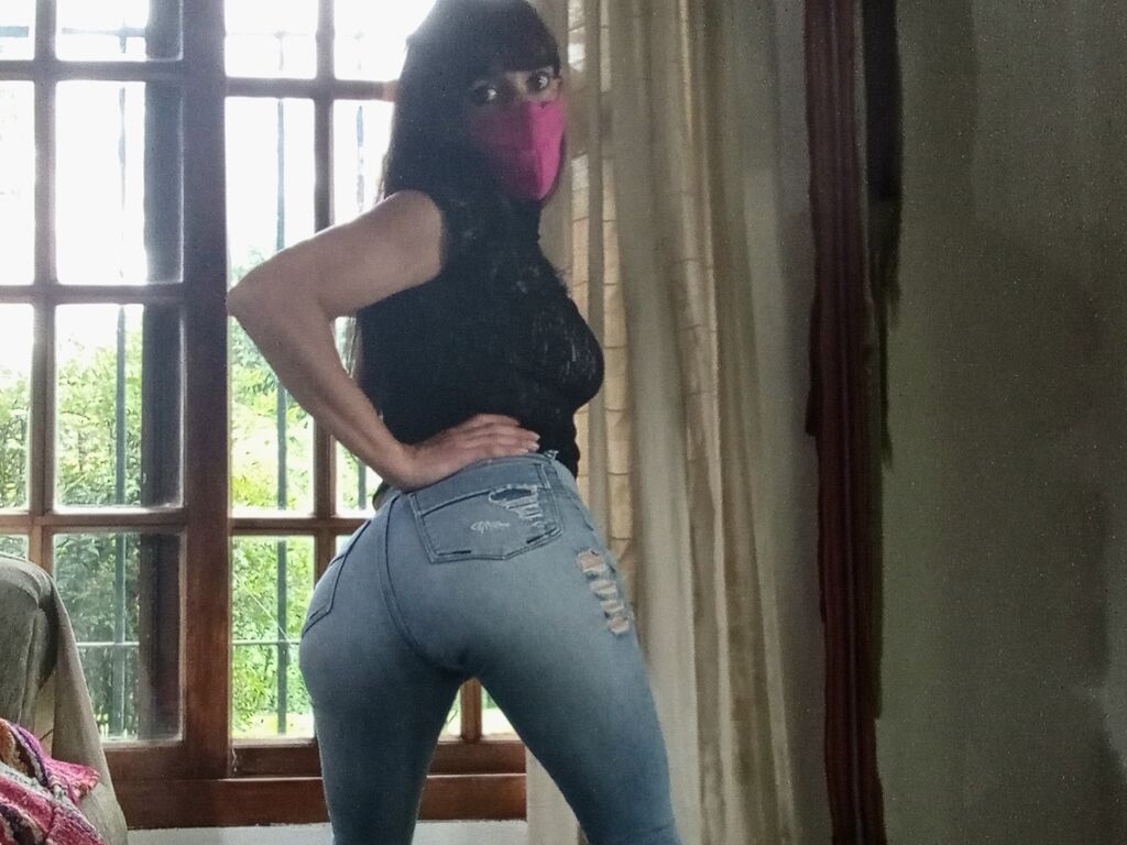 Makarenaguevara's profile - Image n°1