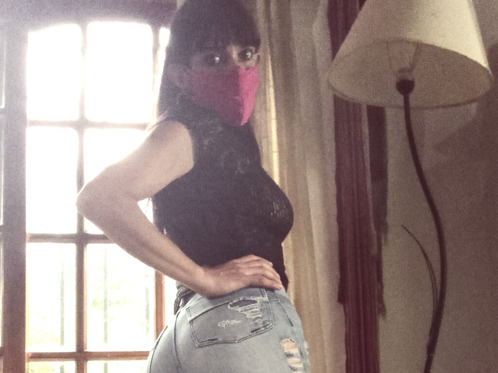 Makarenaguevara's profile - Image n°2