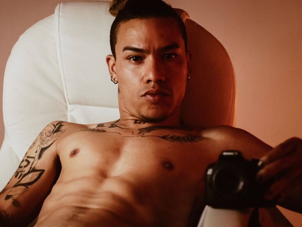 Makymaxwell's profile - Image n°6