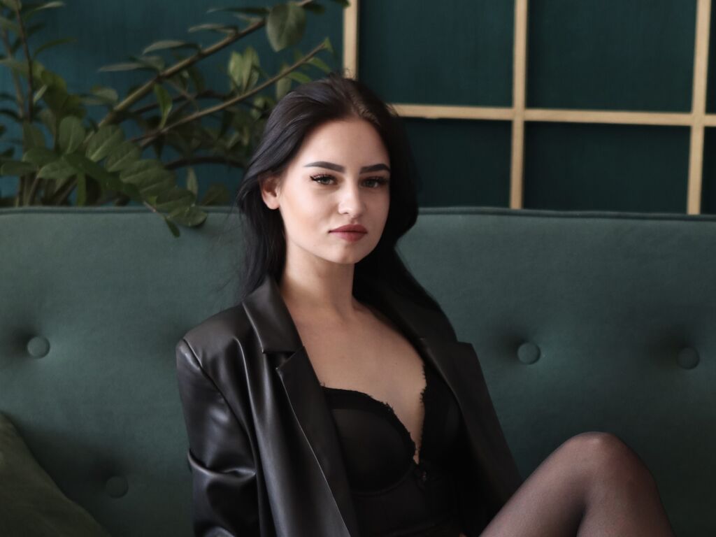 Mandycolins's profile - Image n°1