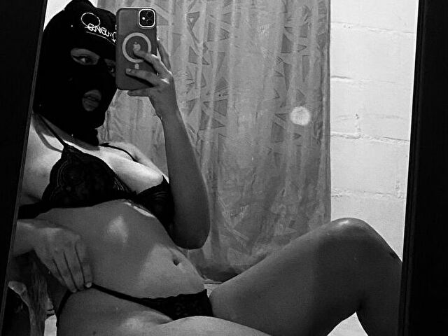 Mandyfort's profile - Image n°2