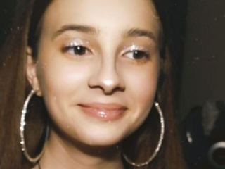 Sexo por webcam con Manielaverne