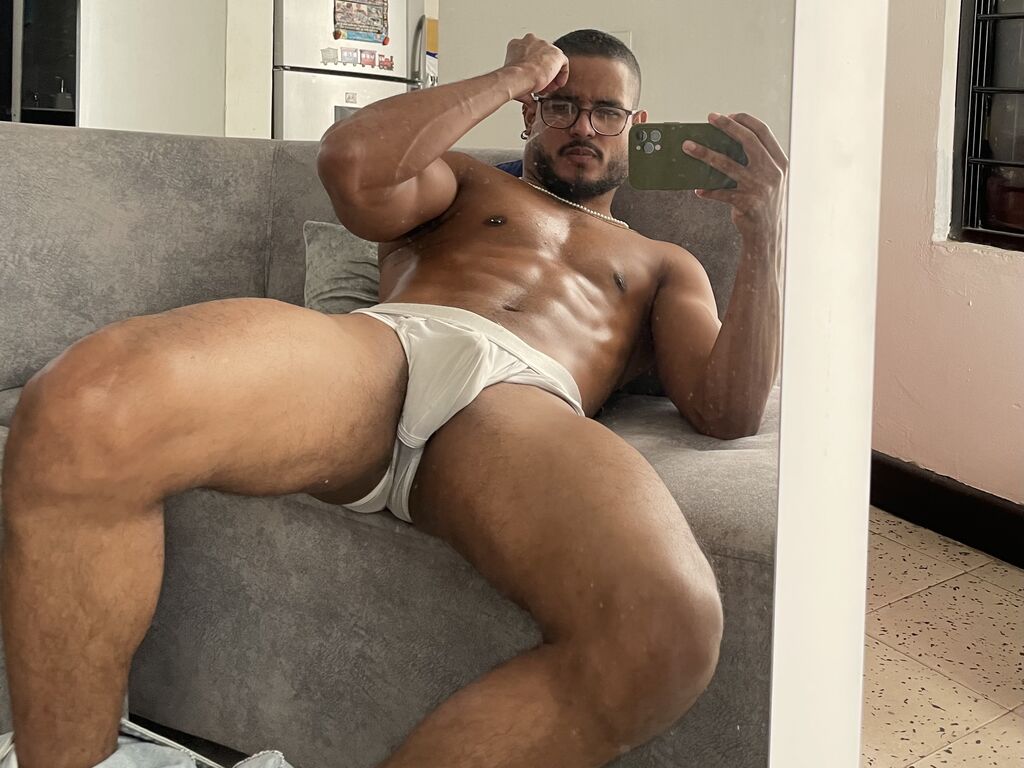 Marcoviera's profile - Image n°0