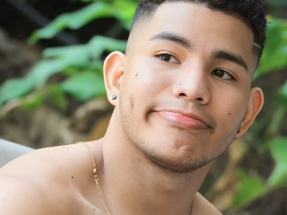 Sexo por webcam con Marcus_Lux