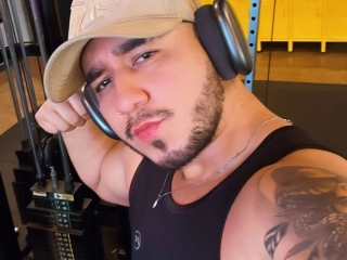 Webcam sex con Marcusconnor